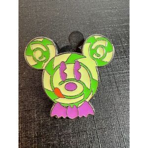 Disney Mickey Mouse Green Swirl Candy  Trading Pin